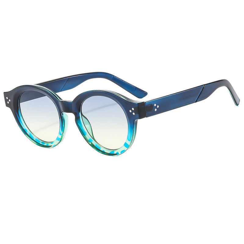 Damen modische Sonnenbrille mit klarem und strukturiertem Rahmen Brehn