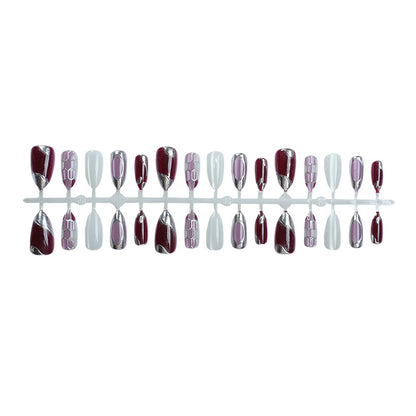 Chic Stilvoller Press-On Nagelkunst