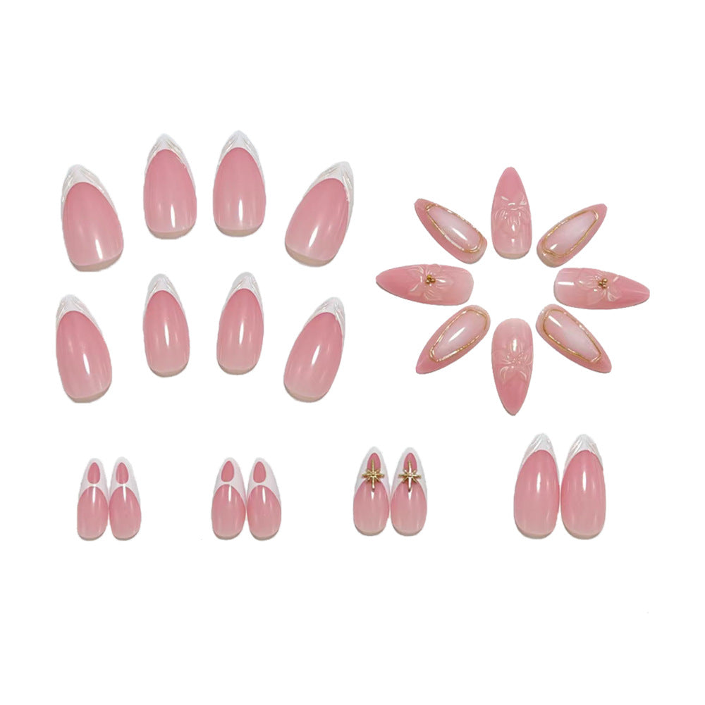 Elegante Kunstnägel mit Floralen Akzenten Brehn