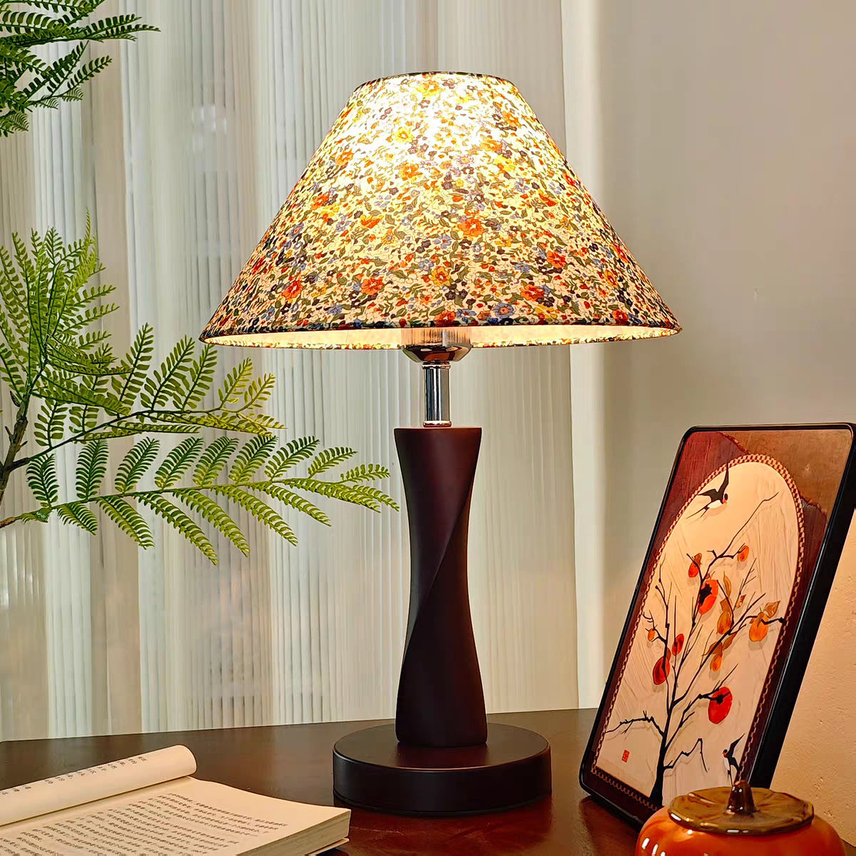 Moderne dekorative Akzent-Tischlampe