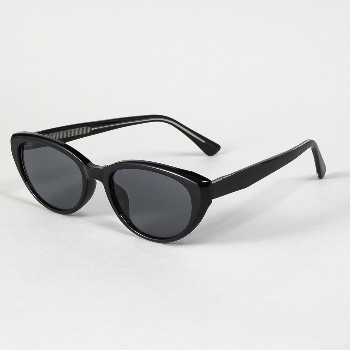 Damen Sonnenbrille im Cat-Eye Stil mit innovativem Rahmen Brehn