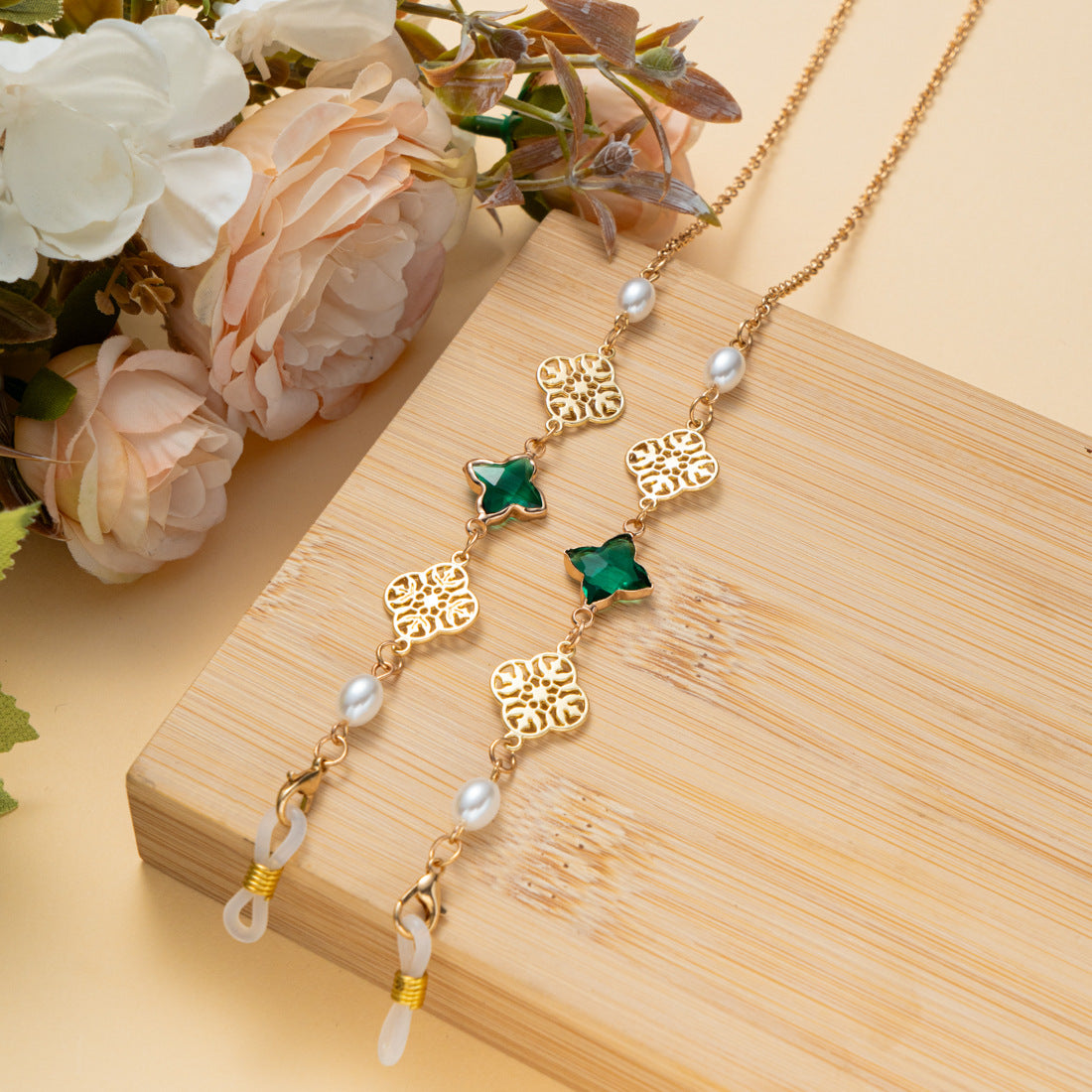 Elegante Edelstein- und Perlen-Brillenband Brehn