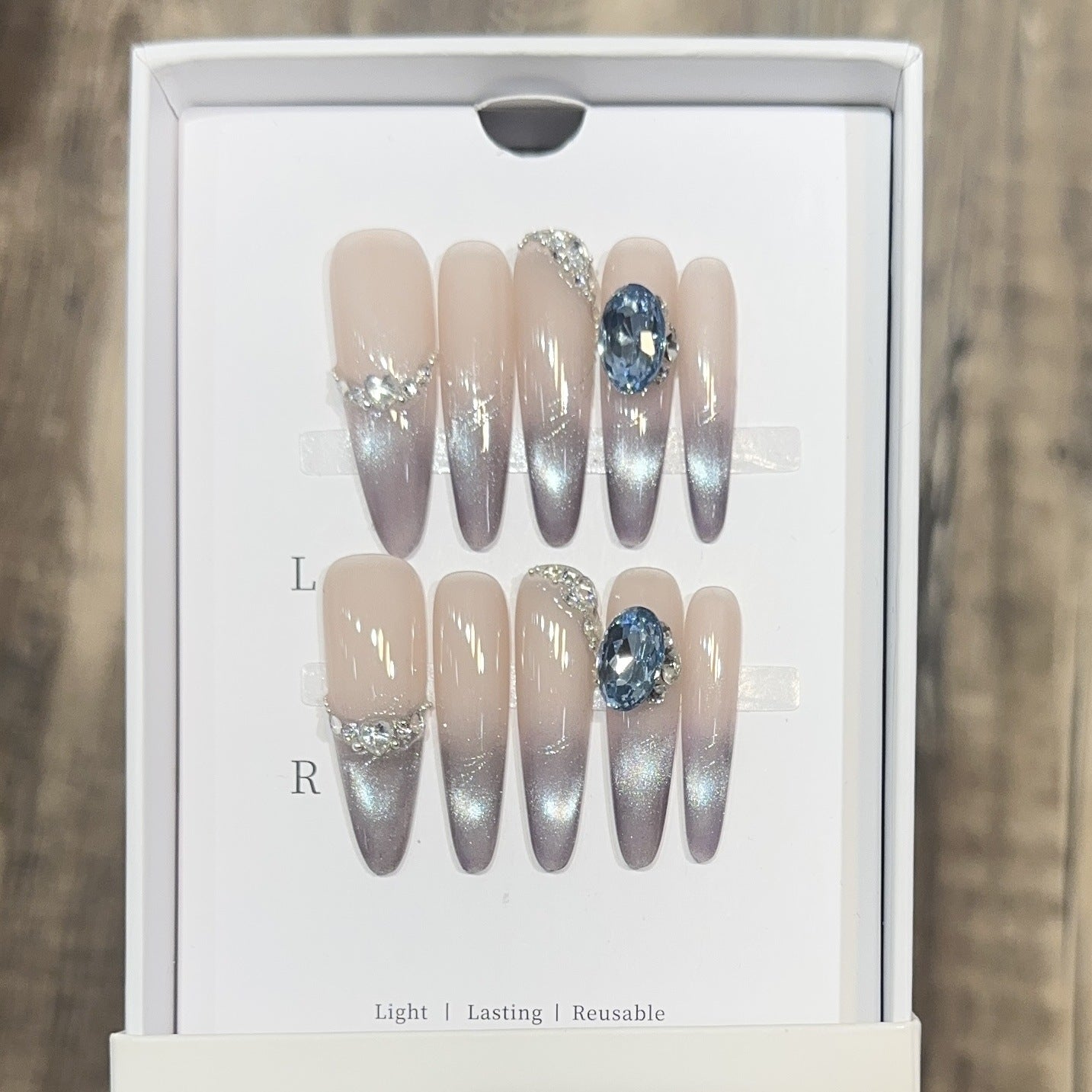 Glamouröse Press-On Nagelset mit Ombré-Design und Strass-Akzenten Brehn