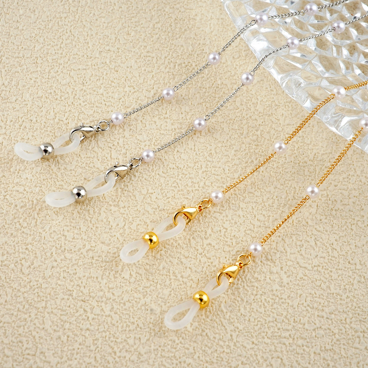 Eleganter mit Perlen verzierter Brillenhalter Brehn