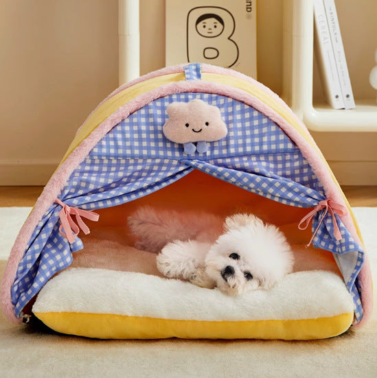 Gemütliches zeltförmiges Hundebett