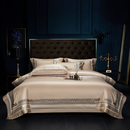 Luxuriöses ägyptisches Baumwollsateen Bettbezug-Set mit besticktem Barockmedaillon