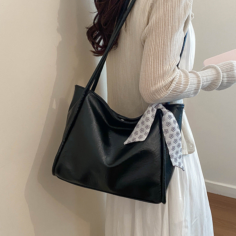 Stilvolle Handtasche mit Schleifenakzent