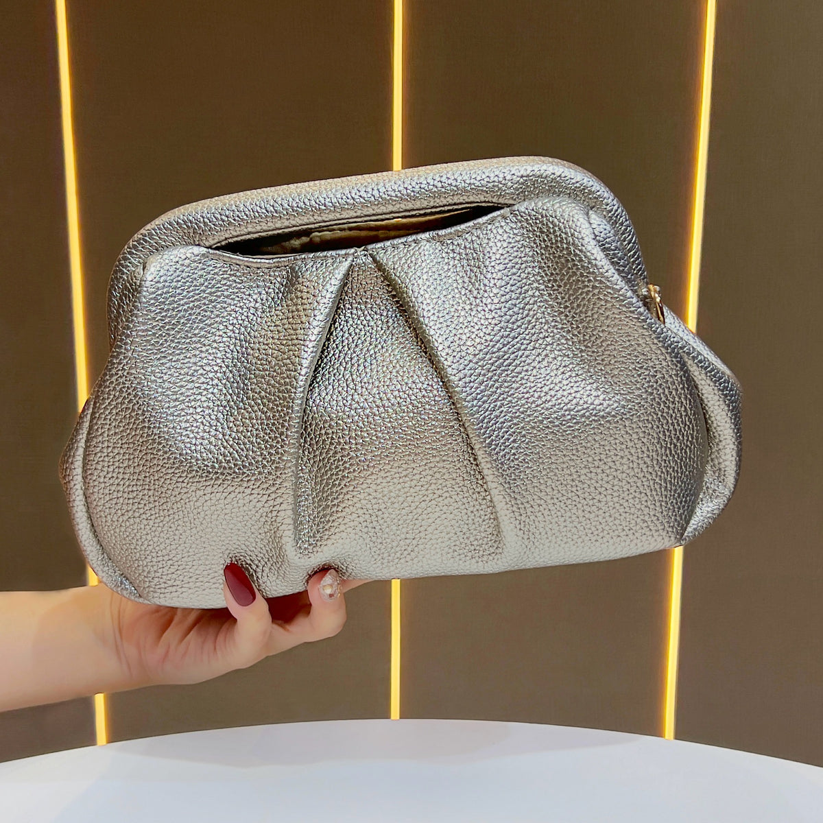 Metallic Texturiertes Abend Clutch