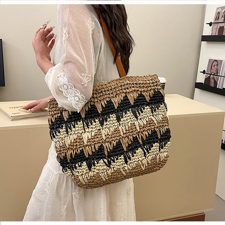 Handtasche Aus Geflochtenem Naturmaterial Brehn