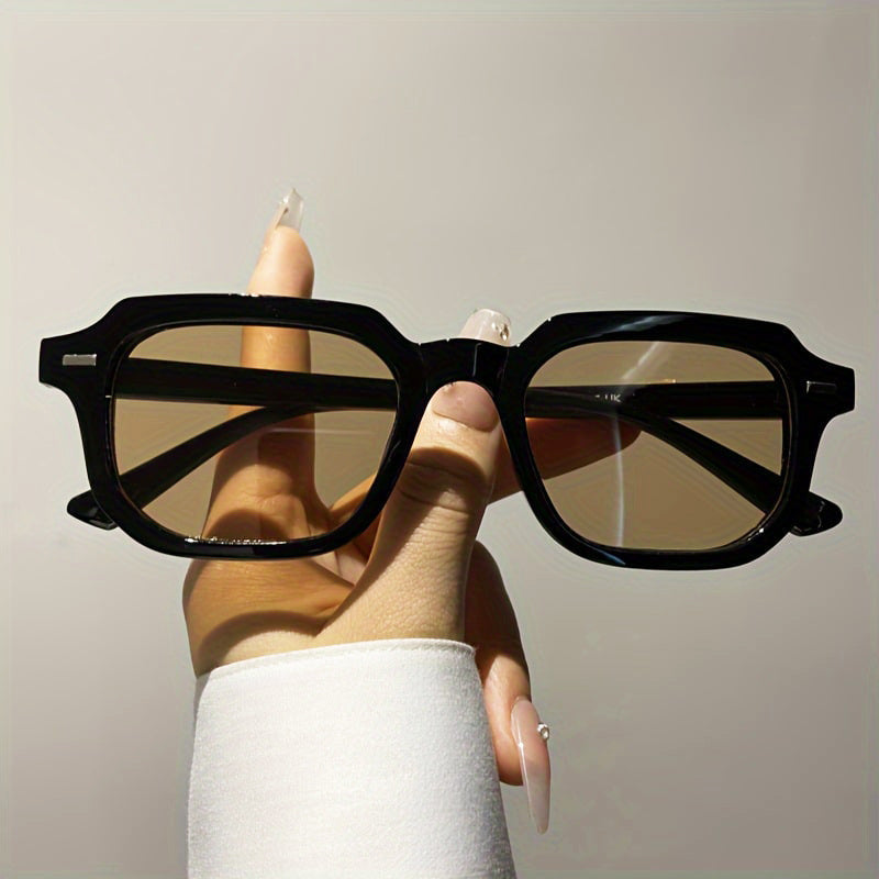 Damen stilvolle Sonnenbrille im auffälligen, geometrischen Design Brehn
