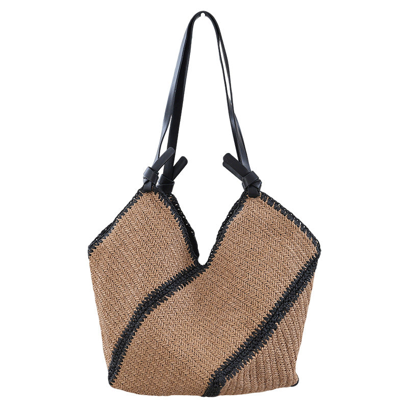 Handtasche Aus Geflochtenem Naturmaterial mit Kontrastierenden Ledergriffen Brehn