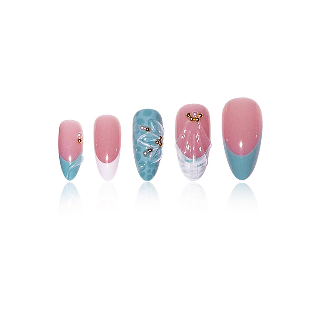 Elegante abstrakte florale Nagelkunstverlängerungen Brehn
