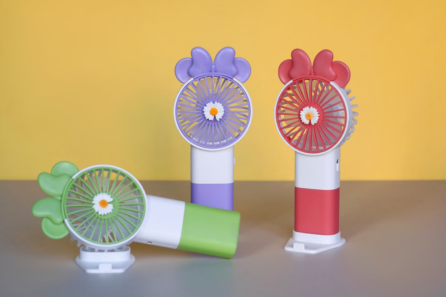 Unisex Handventilator mit buntem Design und flexibler Neigung Brehn