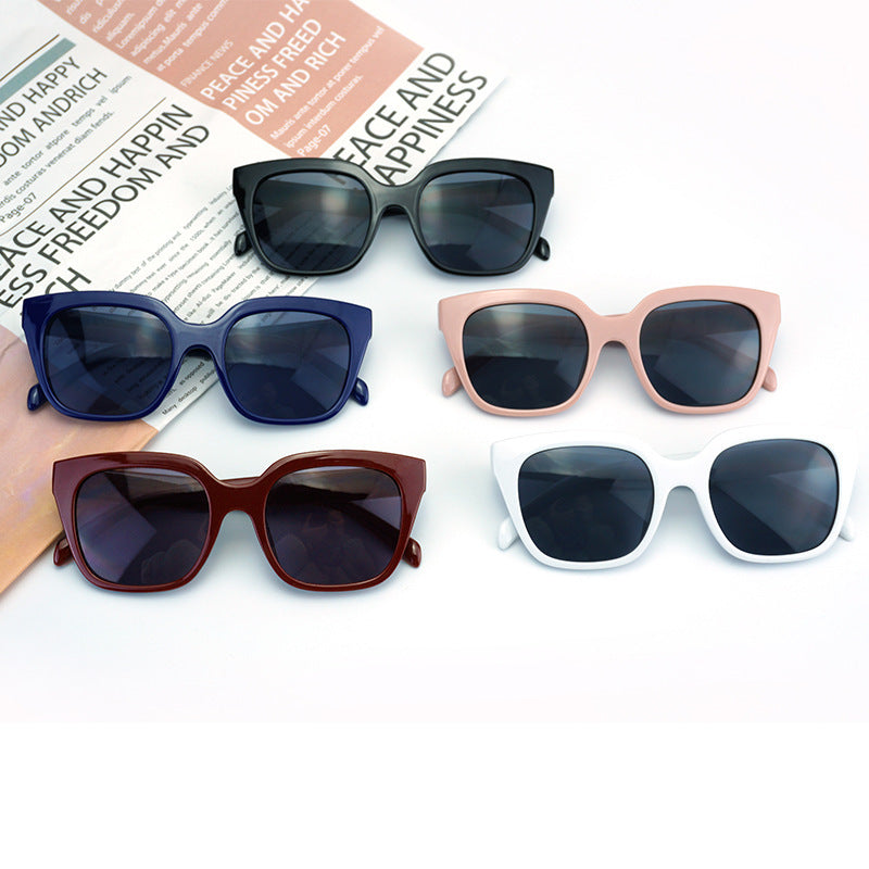 Damen Modische oversized Sonnenbrille mit markantem Rahmen Brehn