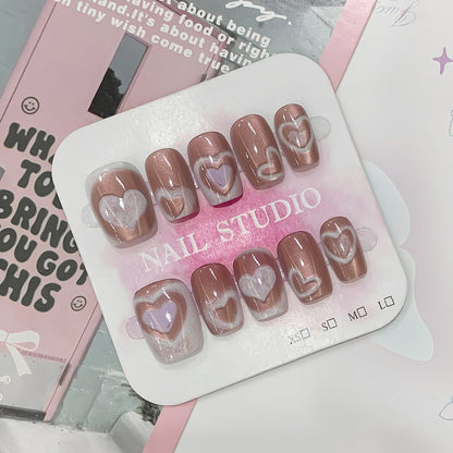 Künstliche Nagelspitzen im Herz-Design Brehn