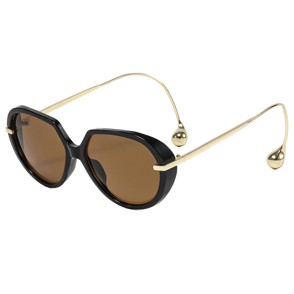 Damen Cat-Eye Sonnenbrille mit goldenen Akzenten und stylishem Rahmen Brehn