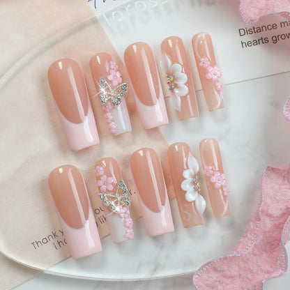 Kunstnagelset mit floralen und extravaganten 3D-Verzierungen Brehn