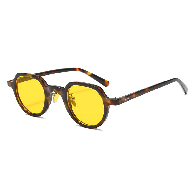 Damen runde Sonnenbrille mit modernem Kunststoffrahmen und UV-Schutz Brehn