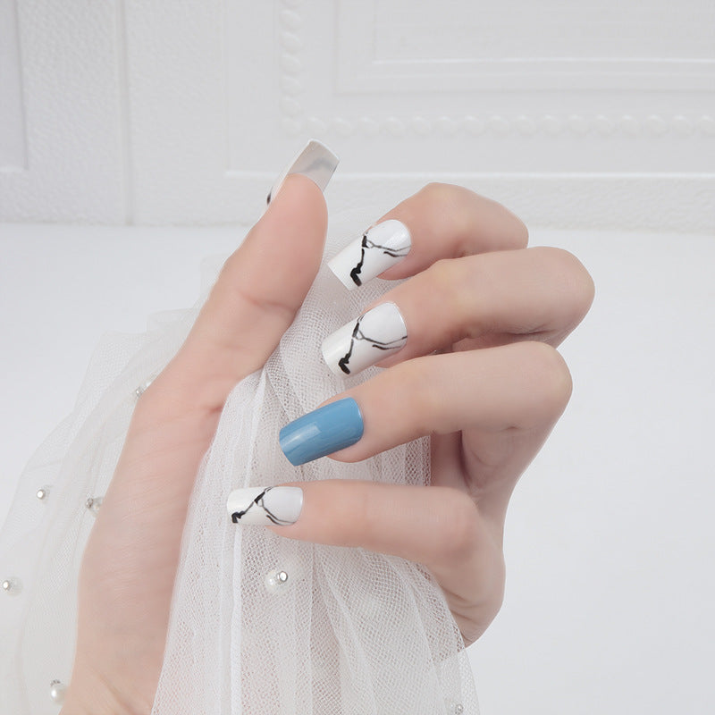 Marmor-inspiriertes Press-On-Nagel-Set Brehn