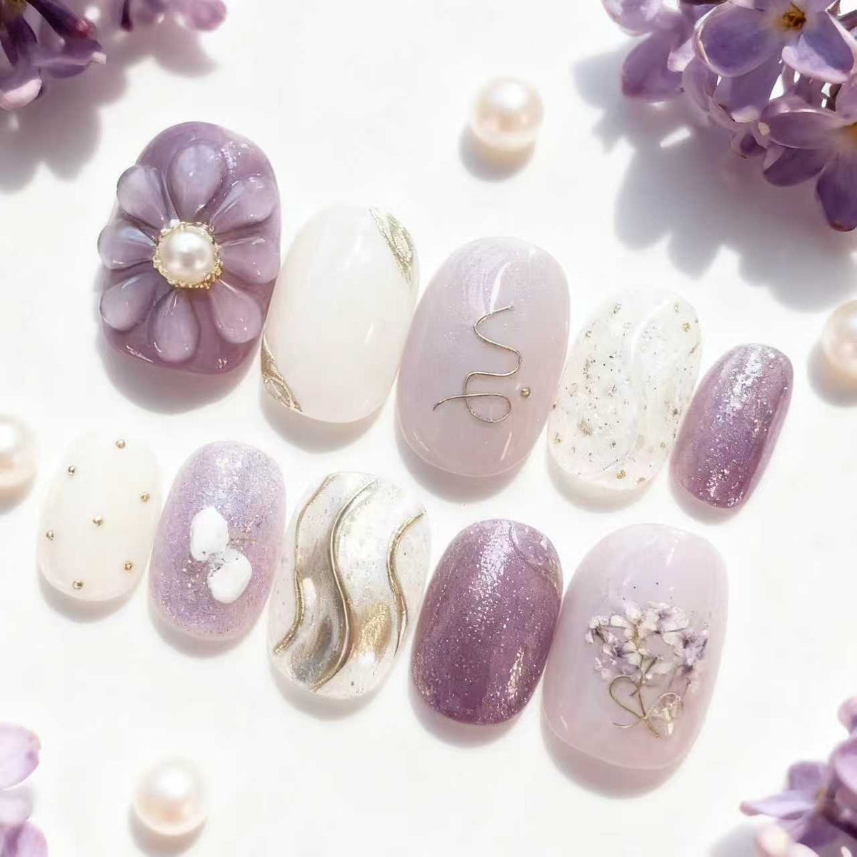 Floral und Perlen Dekorative Press-On Nagelkunst Set Brehn
