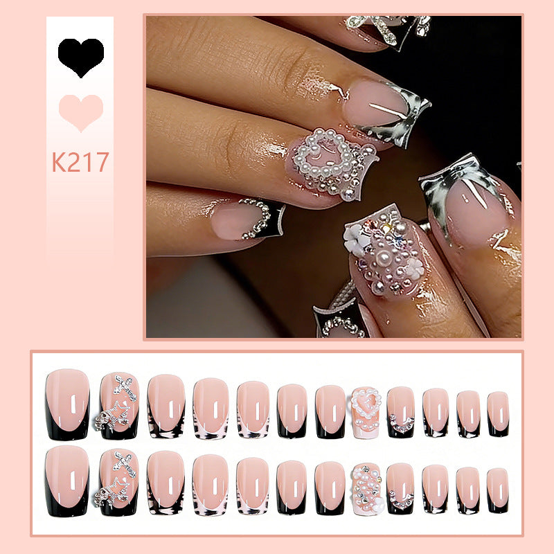 Kunstnagelset mit detaillierten 3D-Perlen und glamourösem Design Brehn