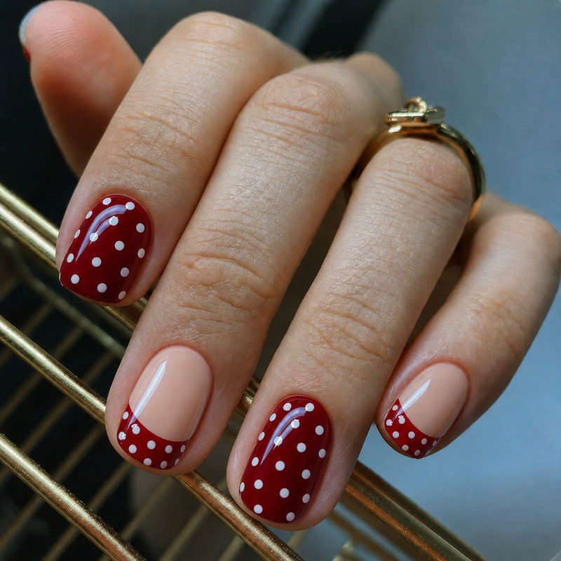 Elegante Press-On Fingernägel mit DIY Set Brehn