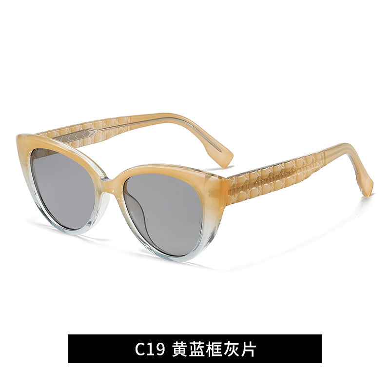 Damen Cat-Eye Sonnenbrille mit dekorativem Steg Brehn