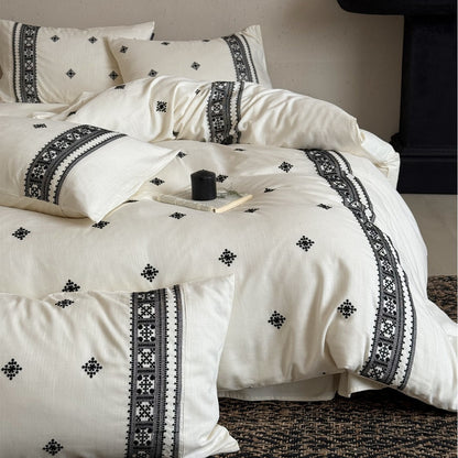 Handgestickte Boho Baumwoll-Leinen Bettdeckenbezug-Set mit dekorativem Rand und Umschlag-Kissenbezügen