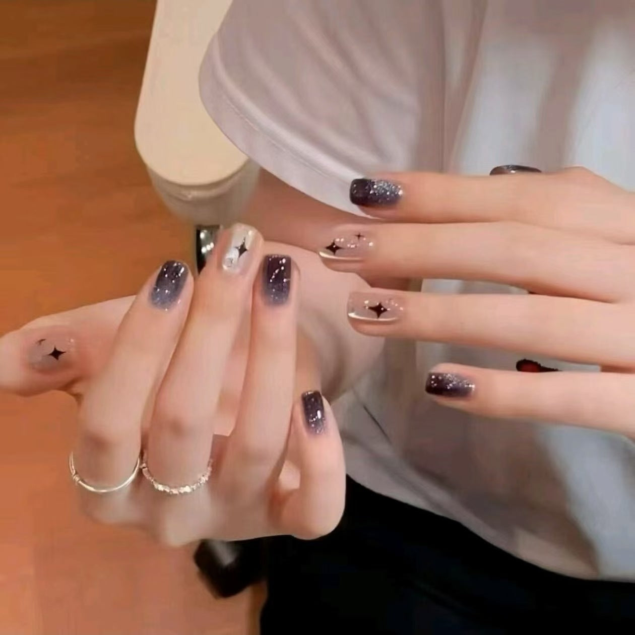 Verspielte Charakter-Nagelkunst-Kollektion Brehn