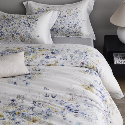 Bettwäsche-Garnitur aus Baumwollsatin mit feinem Aquarell-Blumenprint und Hotelverschluss Brehn