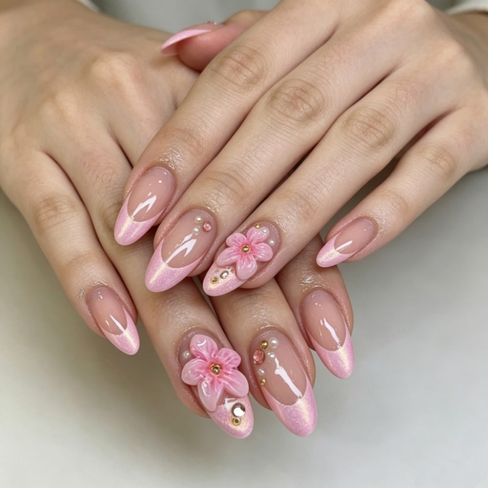 Schickes mandelförmiges Press-On-Nagelset Brehn