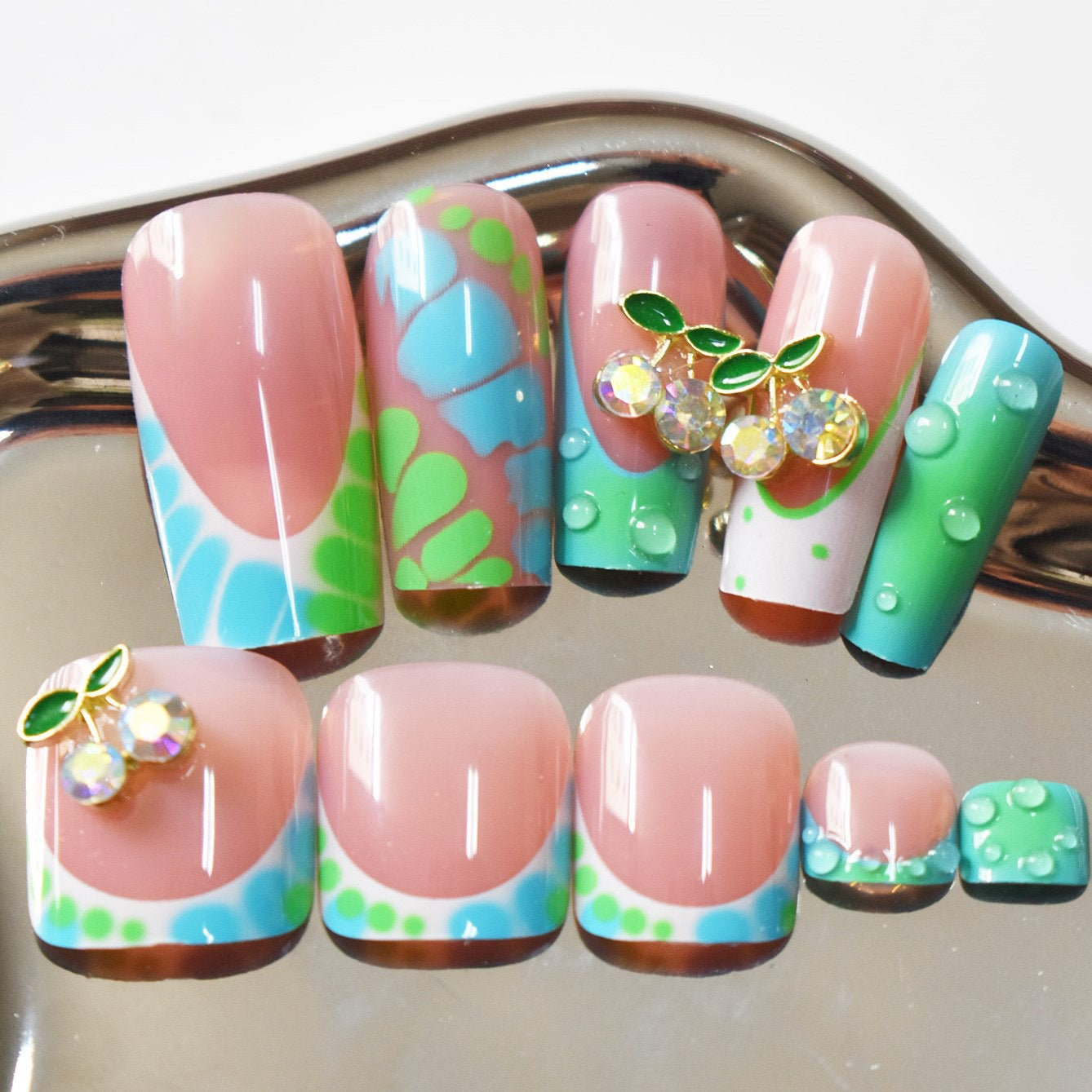 Künstlerisches Nagelkunstdesign Brehn