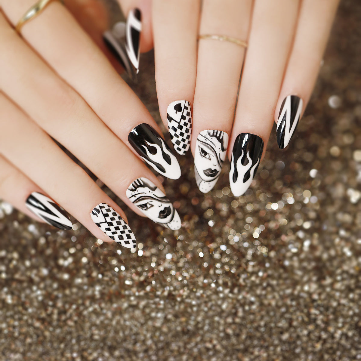 Kunstvolle Nagelkunst im Halloween-Design Brehn