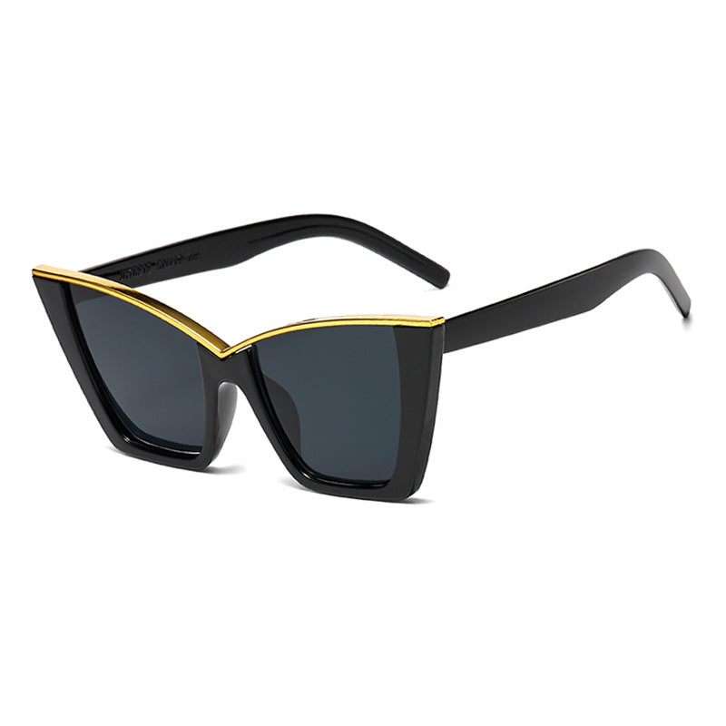 Damen extravagante Sonnenbrille mit einzigartigem Design und goldenen Akzenten Brehn