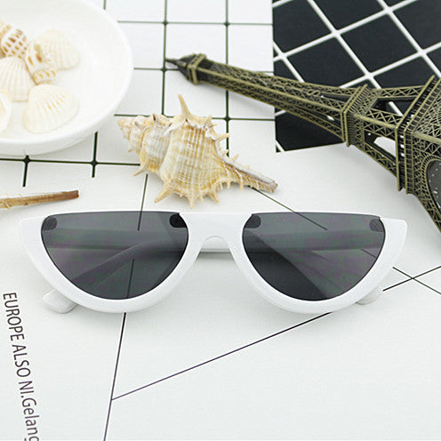 Damen Cat-Eye Brille mit markantem Rahmen und verspiegelten Gläsern Brehn