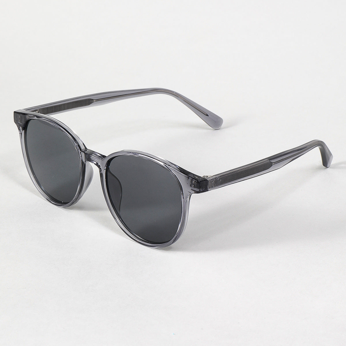 Damen modische Sonnenbrille im eleganten, runden Design mit UV-Schutz Brehn