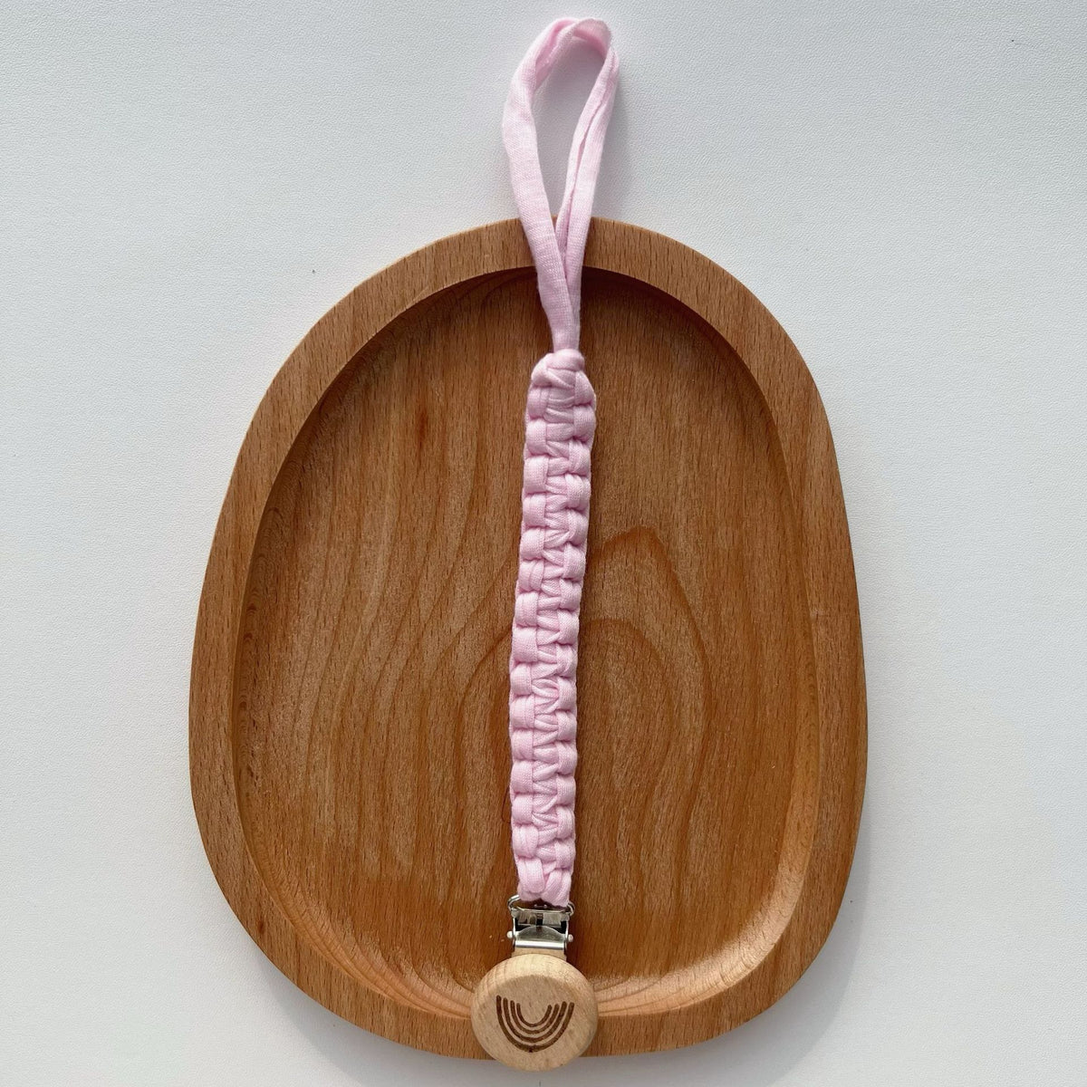 Geflochtener Baumwoll-Schnullerband mit graviertem Holz-Sicherheitsclip