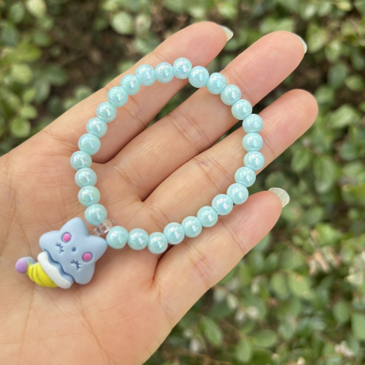 Süßes Armband mit Elefantenanhänger Aus Glas Brehn