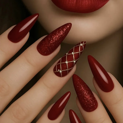 Glamouröses Stiletto-Nagelkunst-Set Brehn