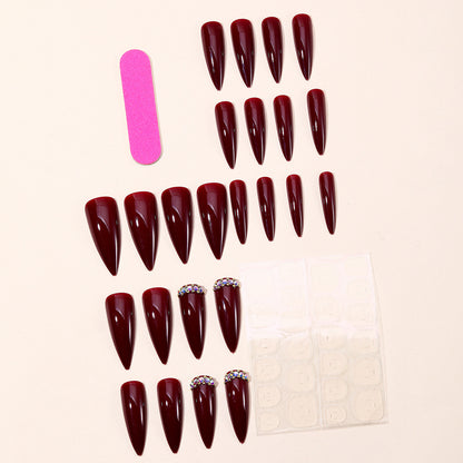 Elegante Stiletto-Nagelkunstverlängerungen mit Glitzerakzenten Brehn