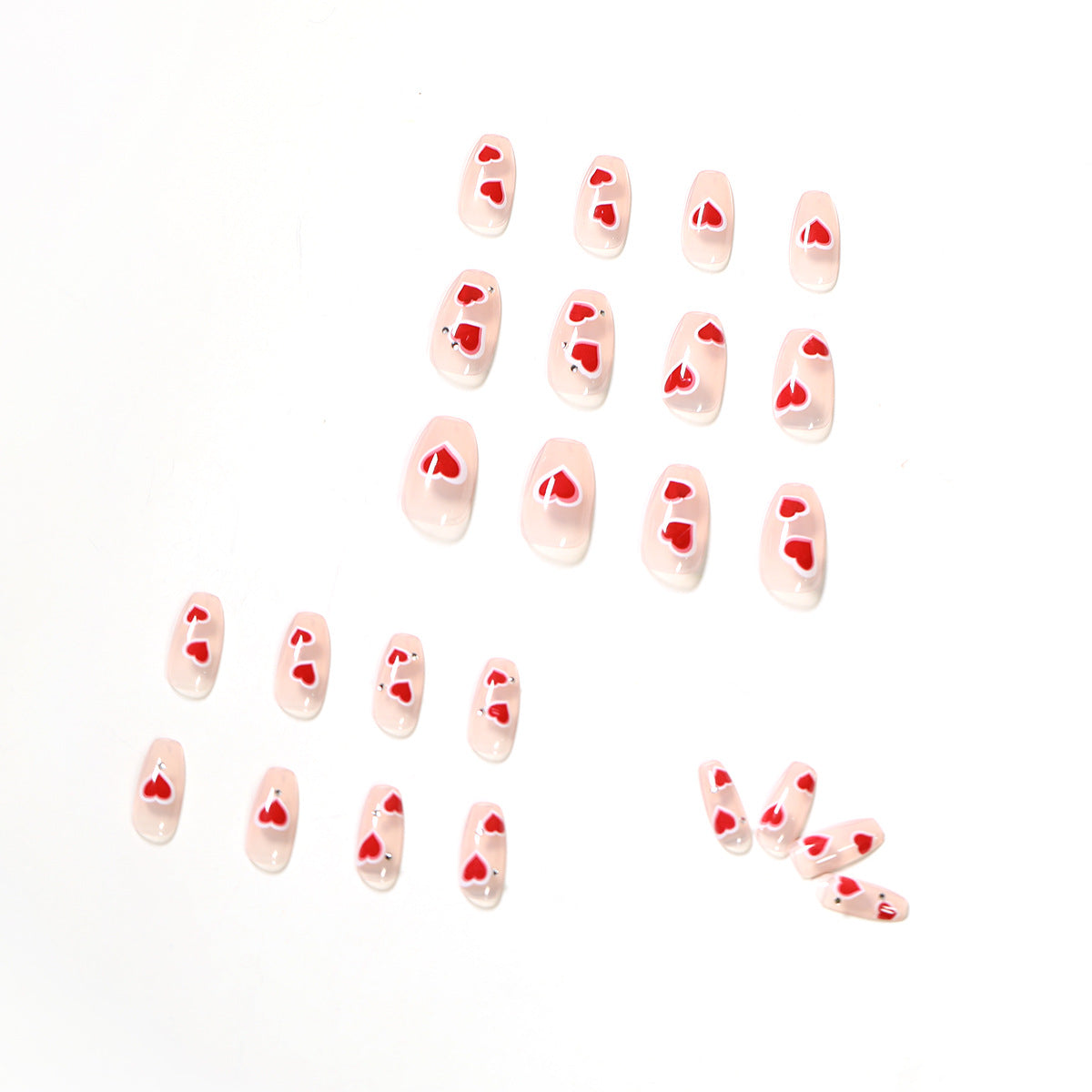 Kunstvolle Nailart mit Herzdesign Brehn