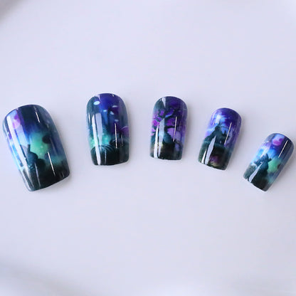 Fantasy-Landschaft-Nagelkunst Brehn