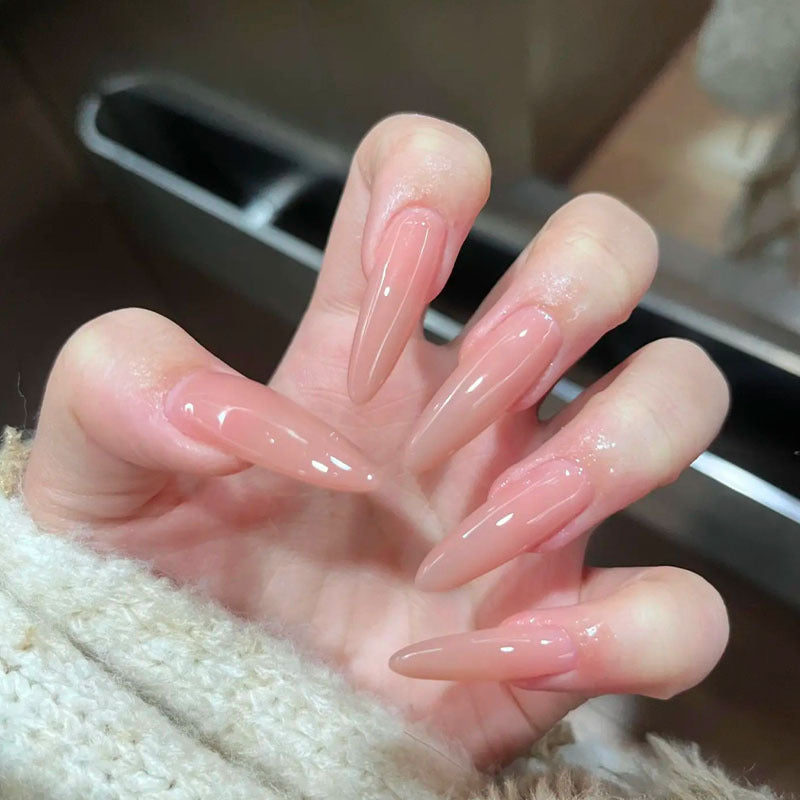 Dekorative Nagelkunst Brehn