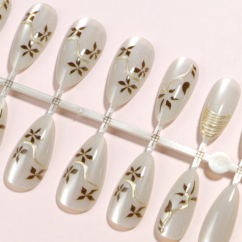 Elegantes Designer Press-On-Nagelset Brehn