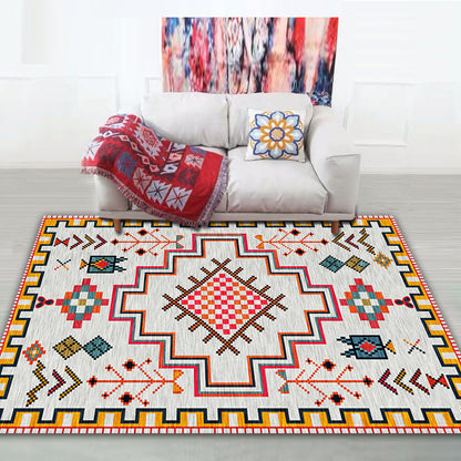 Dekorativer orientalisch inspirierter Teppich