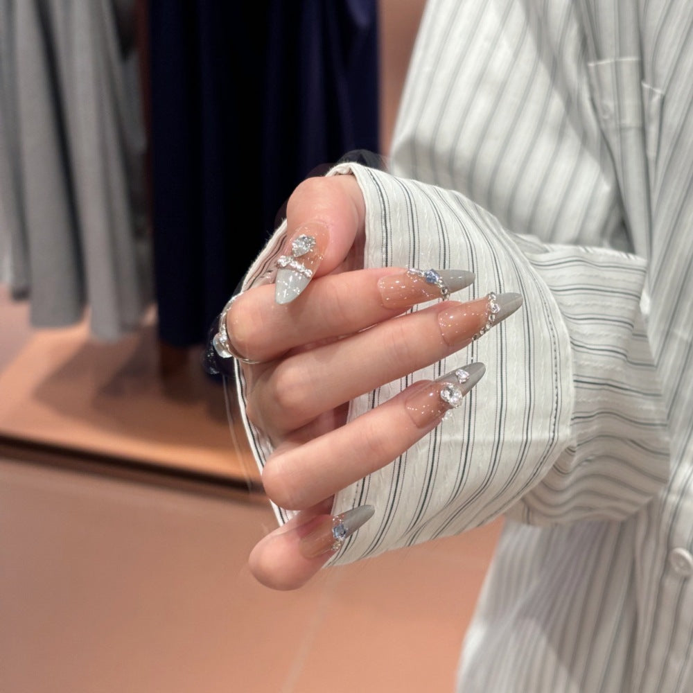 Glamouröse mit Strass verzierten Press-On Nägel Brehn