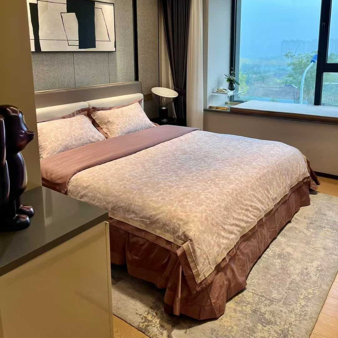 Hotel-Stil Floral Mikrofaser Bettbezug Set mit Kontrastbordüre und Kissenbezügen