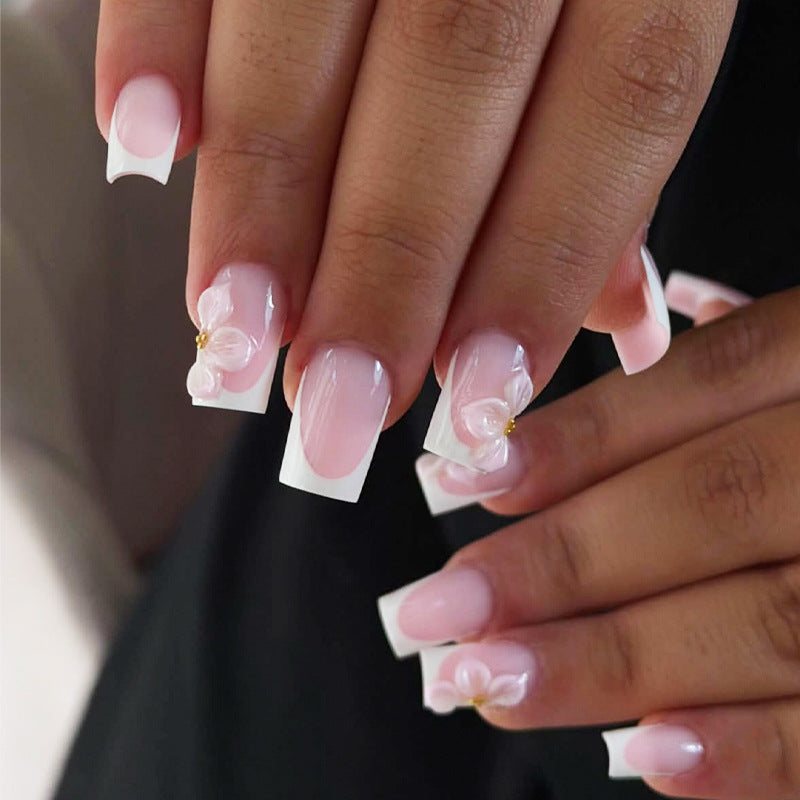 Hochwertiges französisches Press-On-Nail-Set Brehn