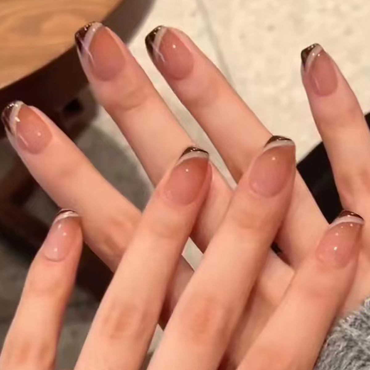 Elegante französische Spitze Gel Press-On Nägel Brehn