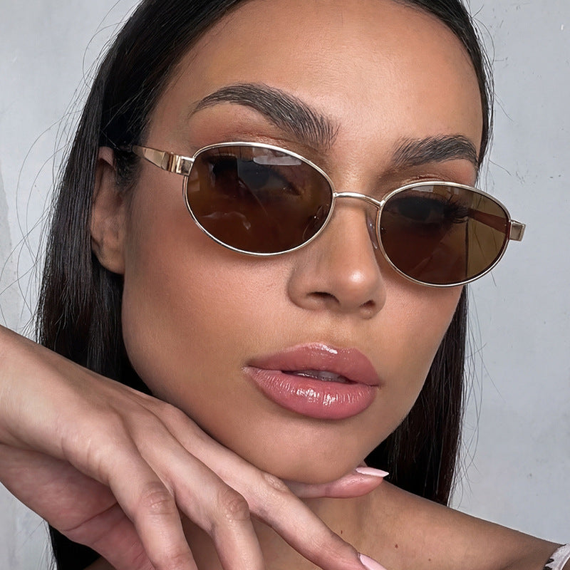Damen modische Sonnenbrille im eleganten Ovaldesign mit hochwertigem Metallrahmen Brehn